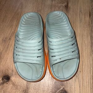 Hoka Slides